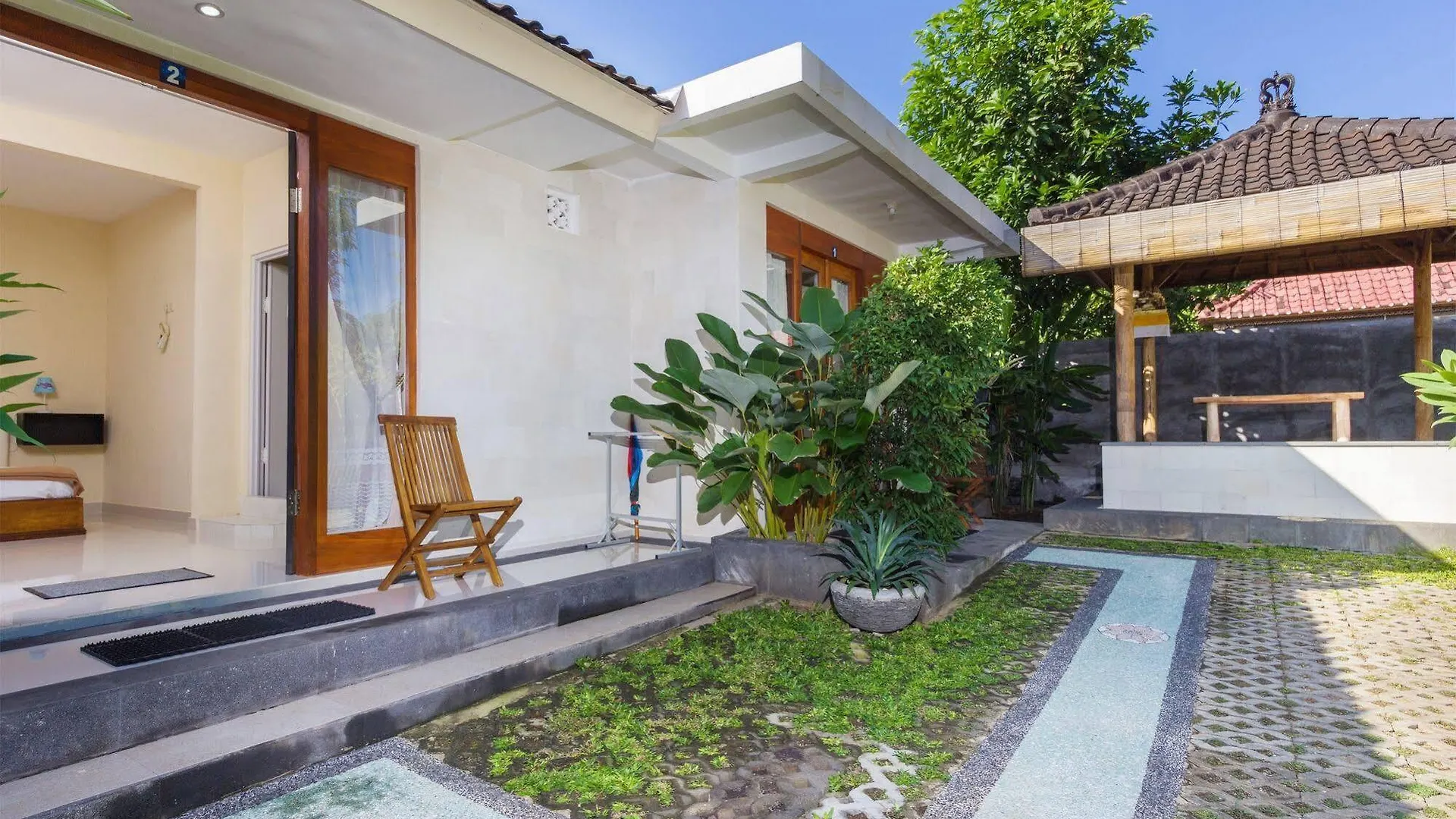 Penzion Hotel Reddoorz @ Kampial Ungasan Nusa Dua
